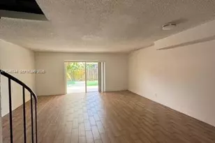 6631 SW 41st Pl, Davie, FL 33314 - Photo 9