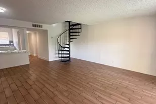 6631 SW 41st Pl, Davie, FL 33314 - Photo 23