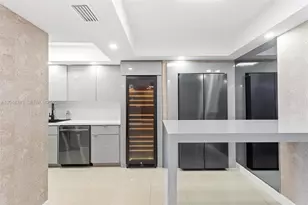 9801 Collins Ave, Bal Harbour, FL 33154 - Photo 11