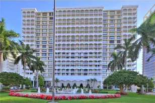 9801 Collins Ave, Bal Harbour, FL 33154 - Photo 23