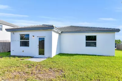 16344 SW 290th St, Homestead, FL 33033 - Photo 7