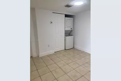 7110 NW 179th St #211, Hialeah, FL 33015 - Photo 7