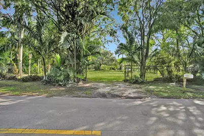 14270 SW 20th St, Davie, FL 33325 - Photo 3