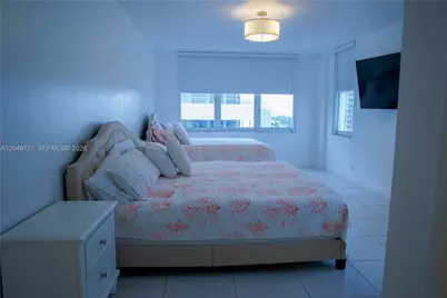 5601 Collins Ave #1614, Miami Beach, FL 33140 - Photo 13
