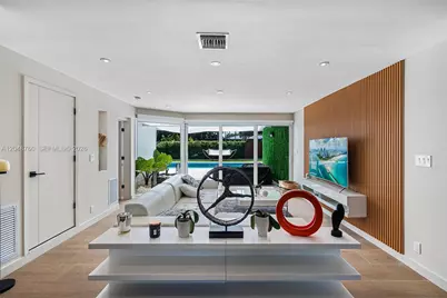 10658 NE 11th Ave, Miami Shores, FL 33138 - Photo 1