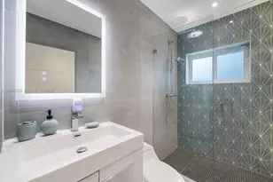 10658 NE 11th Ave, Miami Shores, FL 33138 - Photo 17
