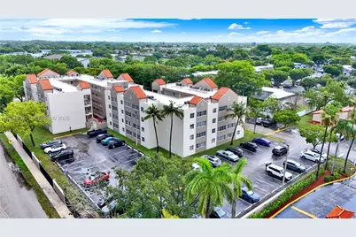 [Address not provided], Hialeah, FL 33015 - Photo 21
