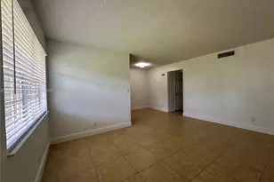 2900 NE 17th Ave, Pompano Beach, FL 33064 - Photo 9