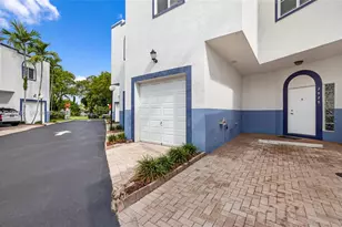 2929 SW 18th Terrace, Fort Lauderdale, FL 33315 - Photo 1