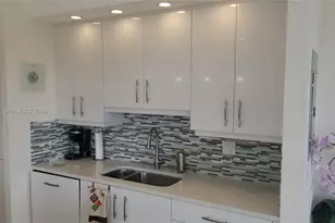 19667 Turnberry Way, Aventura, FL 33180 - Photo 9