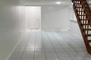 10241 NW 9th St Cir, Miami, FL 33172 - Photo 17