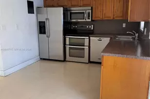 5231 NW 27th St, Lauderhill, FL 33313 - Photo 5