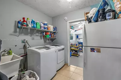5045 SW 10th St, Margate, FL 33068 - Photo 29