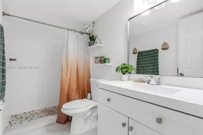 8501 NW 8th St #110, Miami, FL 33126 - Photo 13