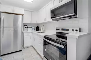 8501 NW 8th St, Miami, FL 33126 - Photo 1