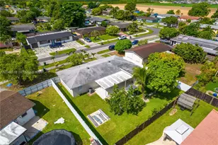 1759 W Mowry Ct, Homestead, FL 33030 - Photo 35