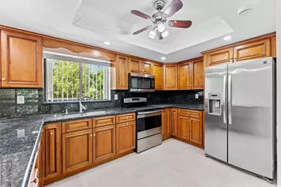 2525 NE 135th St #2525, North Miami, FL 33181 - Photo 17