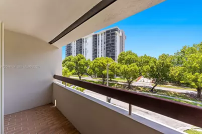 2525 NE 135th St #2525, North Miami, FL 33181 - Photo 35