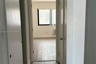 811 81st St, Miami Beach, FL 33141 - Photo 15