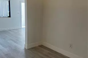 811 81st St, Miami Beach, FL 33141 - Photo 17