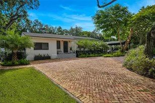 7521 SW 63rd Ct, South Miami, FL 33143 - Photo 9