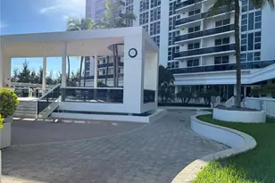 10275 Collins Ave, Bal Harbour, FL 33154 - Photo 37
