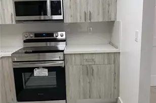 6190 W 19th Ave, Hialeah, FL 33012 - Photo 3