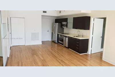 90 SW 3rd St #3710, Miami, FL 33130 - Photo 1