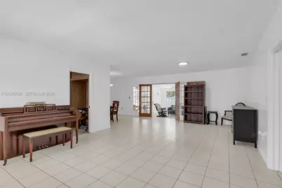 5735 SW 57th Ter, Miami, FL 33143 - Photo 5