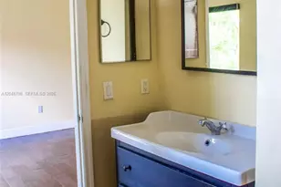 16102 NW 22nd St, Pembroke Pines, FL 33028 - Photo 9
