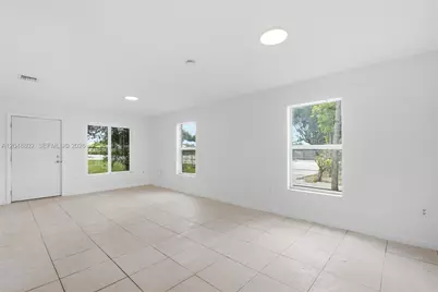 26410 SW 138th Ct, Homestead, FL 33032 - Photo 9