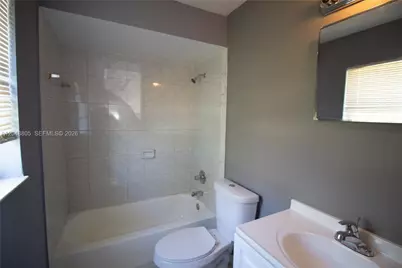 825 SW 10th St #C, Hallandale Beach, FL 33009 - Photo 7