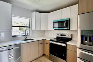 2540 W 67th Pl, Hialeah, FL 33016 - Photo 1
