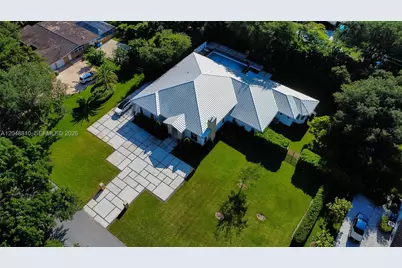 9805 SW 90th Ave, Kendall, FL 33176 - Photo 5