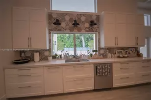 9805 SW 90th Ave, Kendall, FL 33176 - Photo 73