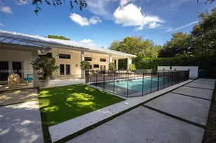 9805 SW 90th Ave, Kendall, FL 33176 - Photo 13