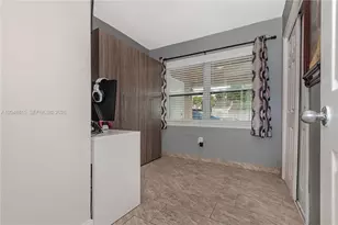 750 NE 4th Pl, Hialeah, FL 33010 - Photo 19