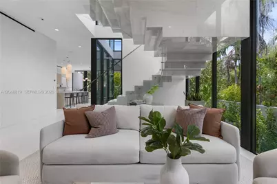 4504 Sheridan Ave, Miami Beach, FL 33140 - Photo 5