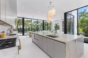 4504 Sheridan Ave, Miami Beach, FL 33140 - Photo 13