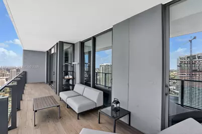 68 SE 6th St #3710, Miami, FL 33131 - Photo 15