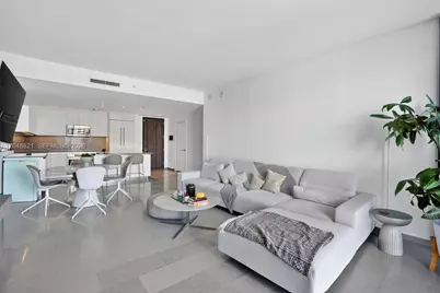 68 SE 6th St #3710, Miami, FL 33131 - Photo 19