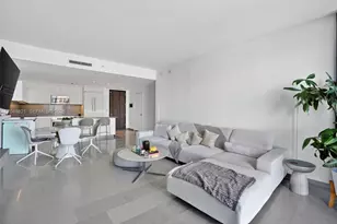 68 SE 6th St, Miami, FL 33131 - Photo 19