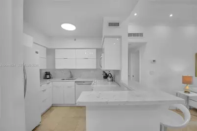 1500 Bay Rd #1512S, Miami Beach, FL 33139 - Photo 7