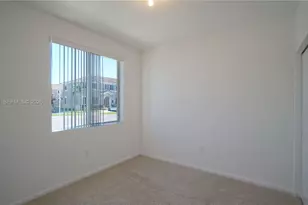 2411 SE 10th St, Homestead, FL 33035 - Photo 13