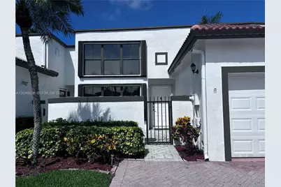 786 SW 158th Way, Pembroke Pines, FL 33027 - Photo 1