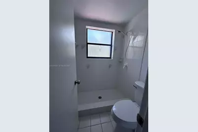 786 SW 158th Way, Pembroke Pines, FL 33027 - Photo 31