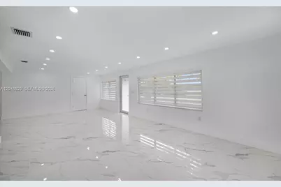 2390 Service Rd, Opa-Locka, FL 33054 - Photo 11