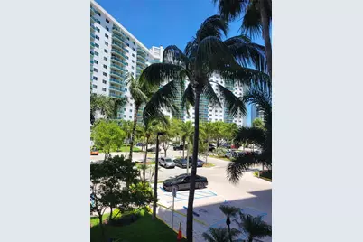 19390 Collins Ave #220, Sunny Isles Beach, FL 33160 - Photo 17