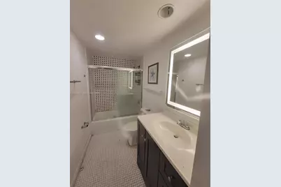 19390 Collins Ave #220, Sunny Isles Beach, FL 33160 - Photo 13