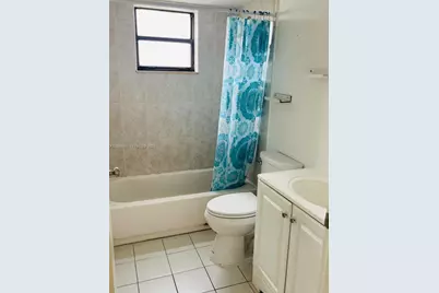 8075 NW 7th St #520, Miami, FL 33126 - Photo 5